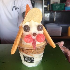 Meet your Posher, Ying